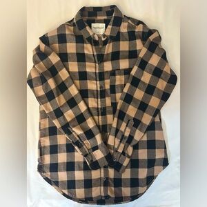 Black and Tan Plaid Button-Up Shirt